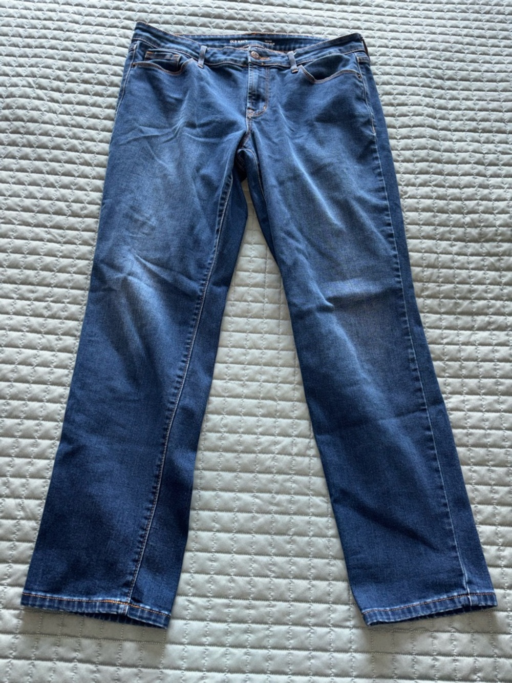 OLD NAVY Womens Jeans POWER SLIM STRAIGHT MID RISE Size 10 - (C2826A) - Picture 9 of 10